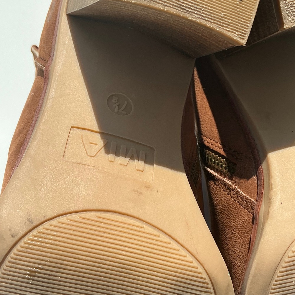 MIA Womens Cognac Brown Faux Leather Block Heel Ankle Boots Size 7.5 - Picture 7 of 10